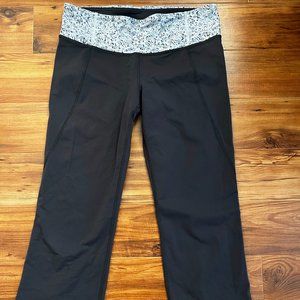 Lululemon Size 8 Women's Capri, Gray